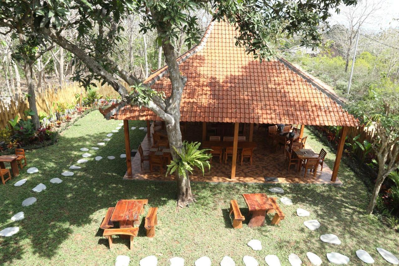 Seno Guesthouse & Cafe Uluwatu Exteriér fotografie